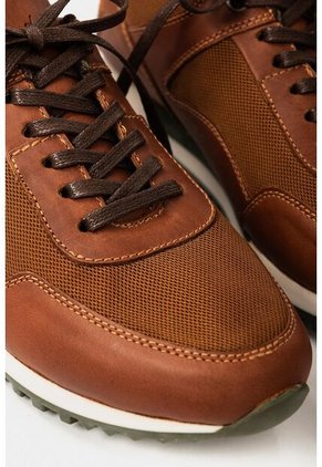 Tenis Engeil De Cuero Para Hombre Suela Bicolor Cafe Tenis Engeil De Cuero Para Hombre Suela Bicolor Cafe 43 Vélez