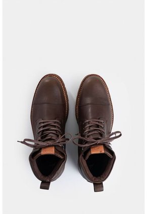 Botas Karioka De Cuero Para Hombre Tractoradas Botas Karioka De Cuero Para Hombre Tractoradas Cafe 40 VÉLEZ