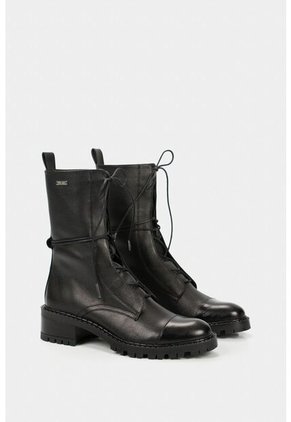 Botines Militar Paramo De Cuero Para Mujer Cordones Negro Botines Militar Paramo De Cuero Para Mujer Cordones Negro 40 VÉLEZ