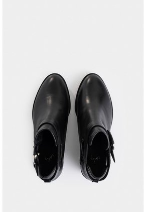 Botines Tacón Campina De Cuero Hebilla Negro Botines Tacón Campina De Cuero Hebilla Negro 40 VÉLEZ
