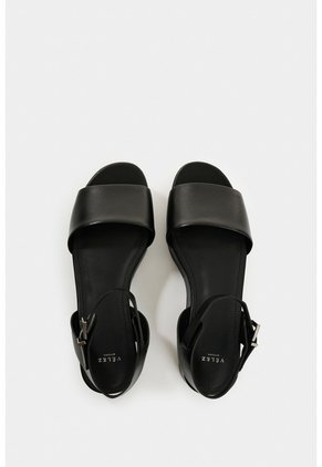 Sandalia Plataforma De Cuero Para Mujer Soren Sandalia Plataforma De Cuero Para Mujer Soren Negro 40 VÉLEZ