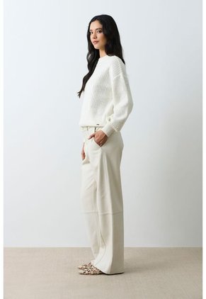 Sweater Tejido Oversized Para Mujer Nácar Sweater Tejido Oversized Para Mujer Nácar Crema M VÉLEZ