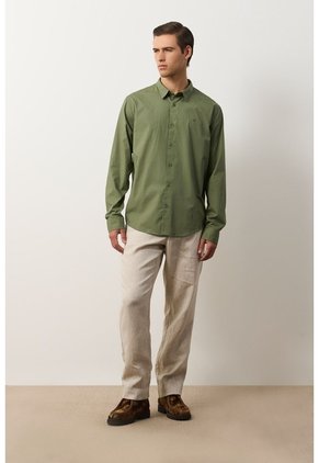 Camisa En Popelina Para Hombre Semifitted Camisa En Popelina Para Hombre Semifitted Verde Oliva L VÉLEZ