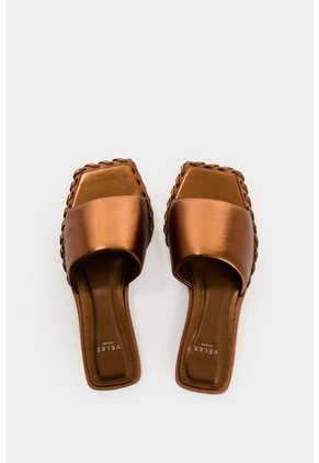 Sandalia Plana De Cuero Para Mujer Aurora Sandalia Plana De Cuero Para Mujer Aurora Bronce 37 VÉLEZ