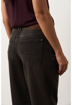 Jean Curve Leg Para Mujer Playa Jean Curve Leg Para Mujer Playa Negro 12 VÉLEZ