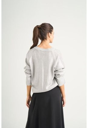 Sweater Star En Tejido Rectilíneo Para Mujer Efecto Metalizado Sweater Star En Tejido Rectilíneo Para Mujer Efecto Metalizado Gris L VÉLEZ