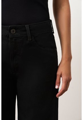 Jean Confort Silueta Barrel Para Mujer Luma Jean Confort Silueta Barrel Para Mujer Luma Negro 14 VÉLEZ
