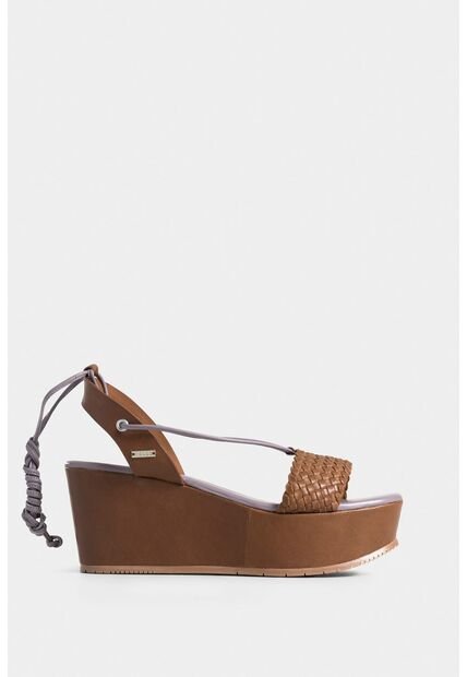 Sandalia Plataforma Caval 2.0 De Cuero Para Mujer Amarre Al Talón Sandalia Plataforma Caval 2.0 De Cuero Para Mujer Amarre Al Talón Miel 40 Vélez