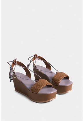Sandalia Plataforma Caval 2.0 De Cuero Para Mujer Amarre Al Talón Sandalia Plataforma Caval 2.0 De Cuero Para Mujer Amarre Al Talón Miel 40 Vélez