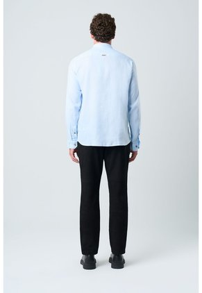 Camisa Manga Larga En Lino Para Hombre Silueta Semi Ajustada Camisa Manga Larga En Lino Para Hombre Silueta Semi Ajustada Azul Claro M VÉLEZ