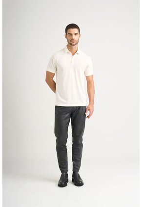 Polo Lucca Manga Corta Para Hombre Texturizada Polo Lucca Manga Corta Para Hombre Texturizada Crema XS VÉLEZ