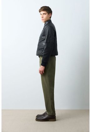 Chaqueta Aviador De Cuero Para Hombre Nila Chaqueta Aviador De Cuero Para Hombre Nila Negro S VÉLEZ