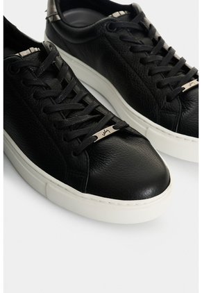 Tenis En Cuero Para Mujer Oda 3 Tenis En Cuero Para Mujer Oda 3 Negro 35 VÉLEZ