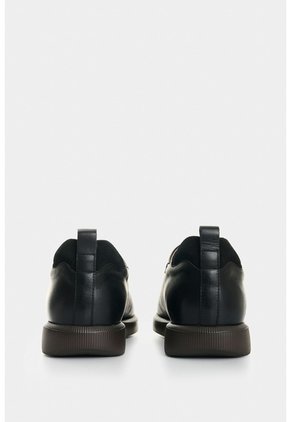 Zapato De Cordón En Cuero Envejecido Para Hombre Nacar 2.0 Zapato De Cordón En Cuero Envejecido Para Hombre Nacar 2.0 Negro 40 VÉLEZ