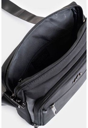 Bolso Manos Libres Moon De Lona Negro Bolso Manos Libres Moon De Lona Negro VÉLEZ