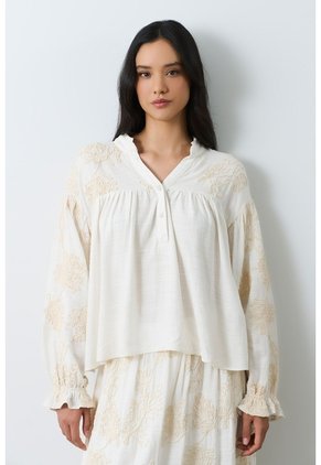 Camisa Manga Larga Para Mujer Bruma Camisa Manga Larga Para Mujer Bruma Crema XS VÉLEZ