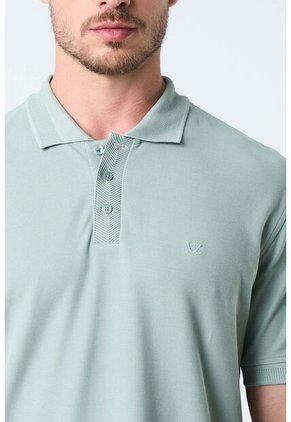 Polo Para Hombre Semi Fit Detalle Jacquard Polo Para Hombre Semi Fit Detalle Jacquard Agua Marina XS VÉLEZ