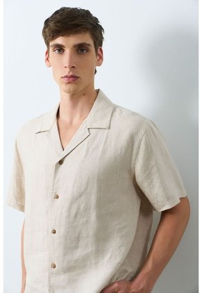 Camisa Manga Corta En Lino Para Hombre Málaga Camisa Manga Corta En Lino Para Hombre Málaga Arena M VÉLEZ