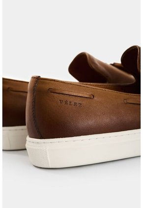 Mocasines Solan De Cuero Para Hombre Acabado Envejecido Mocasines Solan De Cuero Para Hombre Acabado Envejecido Miel 41 VÉLEZ