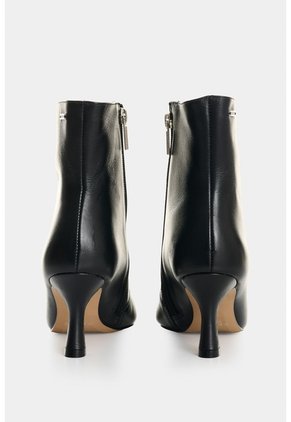 Botines En Cuero Para Mujer Bruma Botines En Cuero Para Mujer Bruma Negro 37 VÉLEZ