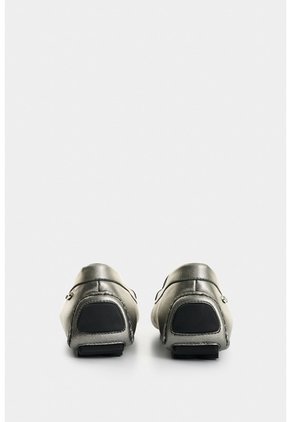Mocasines De Cuero Folia Para Mujer Gorgonia Mocasines De Cuero Folia Para Mujer Gorgonia Grafito 39 VÉLEZ