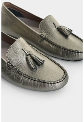 Mocasines De Cuero Folia Para Mujer Gorgonia Mocasines De Cuero Folia Para Mujer Gorgonia Grafito 39 VÉLEZ