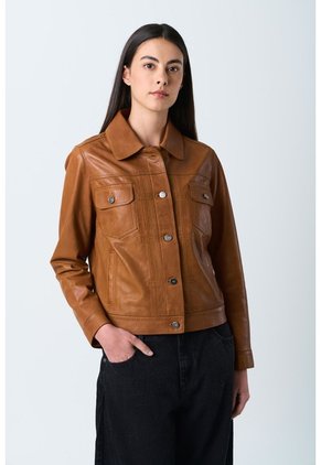 Chaqueta Kalahari De Cuero Para Mujer Silueta Trucker Chaqueta Kalahari De Cuero Para Mujer Silueta Trucker Miel XXL VÉLEZ