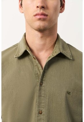 Sobrecamisa Manga Larga Para Hombre Isla Sobrecamisa Manga Larga Para Hombre Isla Verde Oliva M VÉLEZ