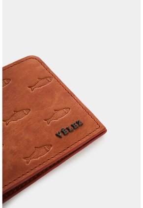 Billetera De Cuero Grabado Para Hombre Hazel Billetera De Cuero Grabado Para Hombre Hazel Terracota VÉLEZ