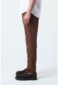 Pantalón Aron En Lino Para Hombre Ribete Cuero Pantalón Aron En Lino Para Hombre Ribete Cuero Tabaco 34 VÉLEZ de Vélez