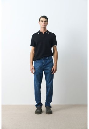 Jeans Wisa En Blue Denim Para Hombre Jeans Wisa En Blue Denim Para Hombre Azul 38 VÉLEZ