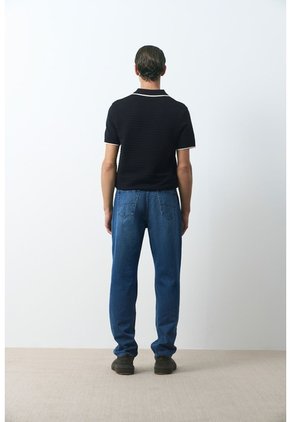 Jeans Wisa En Blue Denim Para Hombre Jeans Wisa En Blue Denim Para Hombre Azul 38 VÉLEZ