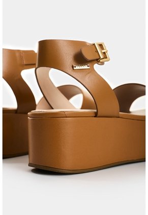 Sandalia Plataforma De Cuero Para Mujer Soren Sandalia Plataforma De Cuero Para Mujer Soren Miel 34 VÉLEZ