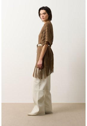 Cárdigan Tipo Poncho Tejido Para Mujer Quena Cárdigan Tipo Poncho Tejido Para Mujer Quena Miel L VÉLEZ