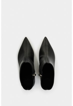 Botines De Cuero Para Mujer Lyra Botines De Cuero Para Mujer Lyra Negro 37 VÉLEZ