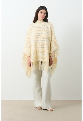 Poncho Tejido Thani Para Mujer Poncho Tejido Thani Para Mujer Crema XL VÉLEZ