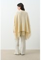 Poncho Tejido Thani Para Mujer Poncho Tejido Thani Para Mujer Crema XL VÉLEZ de Vélez