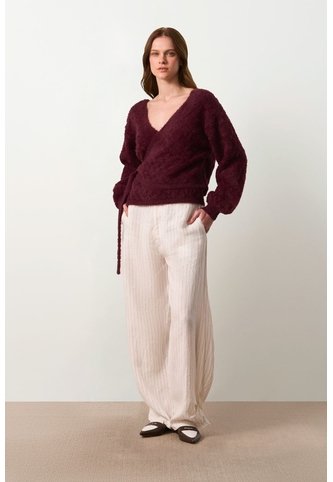 Sweater Tejido Para Mujer Liana Sweater Tejido Para Mujer Liana Vinotinto S VÉLEZ Vélez