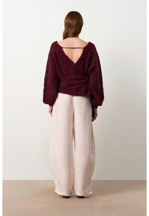 Sweater Tejido Para Mujer Liana Sweater Tejido Para Mujer Liana Vinotinto S VÉLEZ