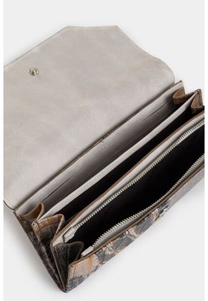 Porta Chequera Kauai De Cuero Folia Para Mujer Detalle Taches Porta Chequera Kauai De Cuero Folia Para Mujer Detalle Taches Plata Vélez