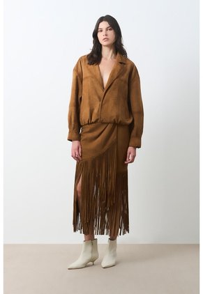 Chaqueta Bomber De Gamuza Para Mujer Serrano Chaqueta Bomber De Gamuza Para Mujer Serrano Miel L VÉLEZ