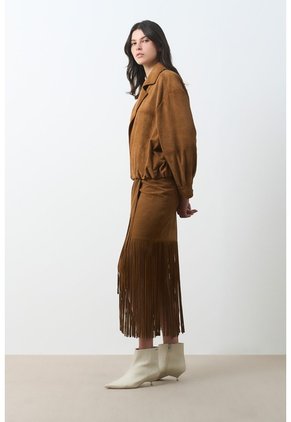 Chaqueta Bomber De Gamuza Para Mujer Serrano Chaqueta Bomber De Gamuza Para Mujer Serrano Miel L VÉLEZ