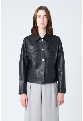 Chaqueta Kalaha De Cuero Para Mujer Silueta Trucker Chaqueta Kalaha De Cuero Para Mujer Silueta Trucker Negro M VÉLEZ