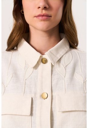 Chaqueta Trucker Oversize Para Mujer Terral Chaqueta Trucker Oversize Para Mujer Terral Crema S VÉLEZ