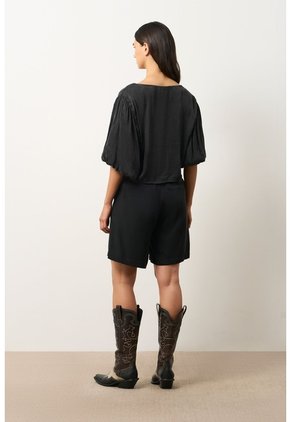 Camisa Kusa Con Efecto Satinado Para Mujer Camisa Kusa Con Efecto Satinado Para Mujer Negro M VÉLEZ