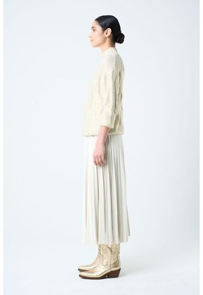 Sweater Rock En Tejido Rectilíneo Para Mujer Efecto Metalizado Sweater Rock En Tejido Rectilíneo Para Mujer Efecto Metalizado Dorado S VÉLEZ