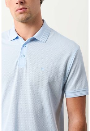 Polo Lucca Manga Corta Para Hombre Texturizada Polo Lucca Manga Corta Para Hombre Texturizada Azul Claro L VÉLEZ