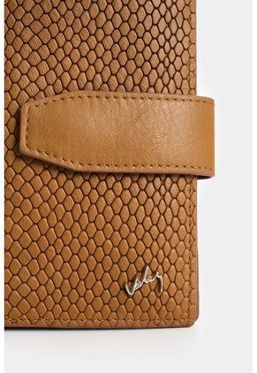 Billetera De Cuero Grabado Para Mujer Aria Billetera De Cuero Grabado Para Mujer Aria Miel VÉLEZ