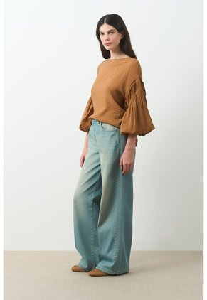 Camisa Tejida Para Mujer Almaru Camisa Tejida Para Mujer Almaru Miel L VÉLEZ