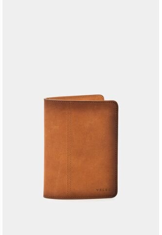Porta Pasaporte Travel 2.0 De Cuero Para Hombre Efecto Envejecido Miel Porta Pasaporte Travel 2.0 De Cuero Para Hombre Efecto Envejecido Miel VÉLEZ Vélez